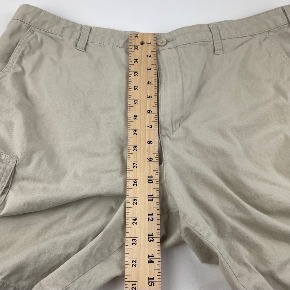 Columbia Cargo Shorts Mens 40 Khaki Pockets - Picture 6 of 9